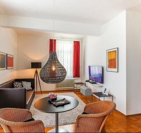 Whliving - Apartments & Studios In Констанц Экстерьер фото