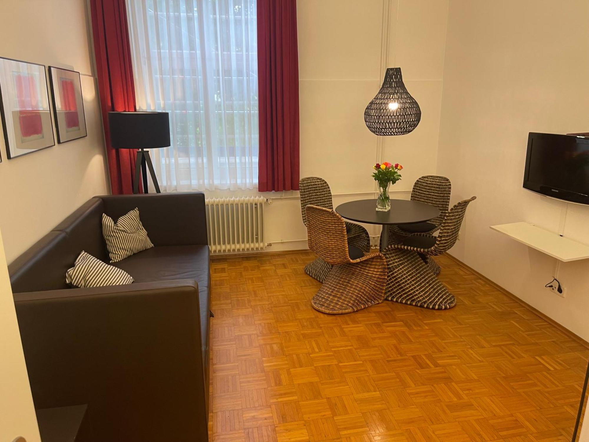 Whliving - Apartments & Studios In Констанц Экстерьер фото