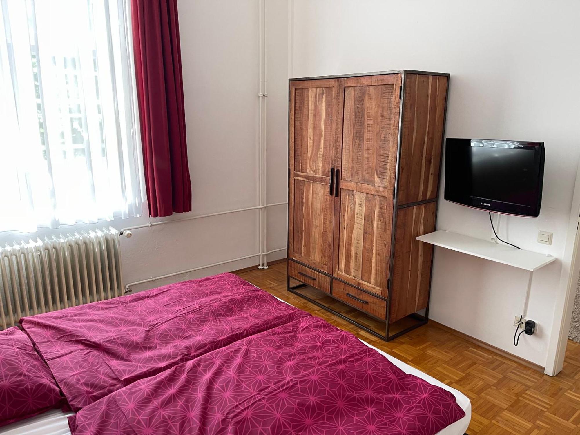 Whliving - Apartments & Studios In Констанц Экстерьер фото