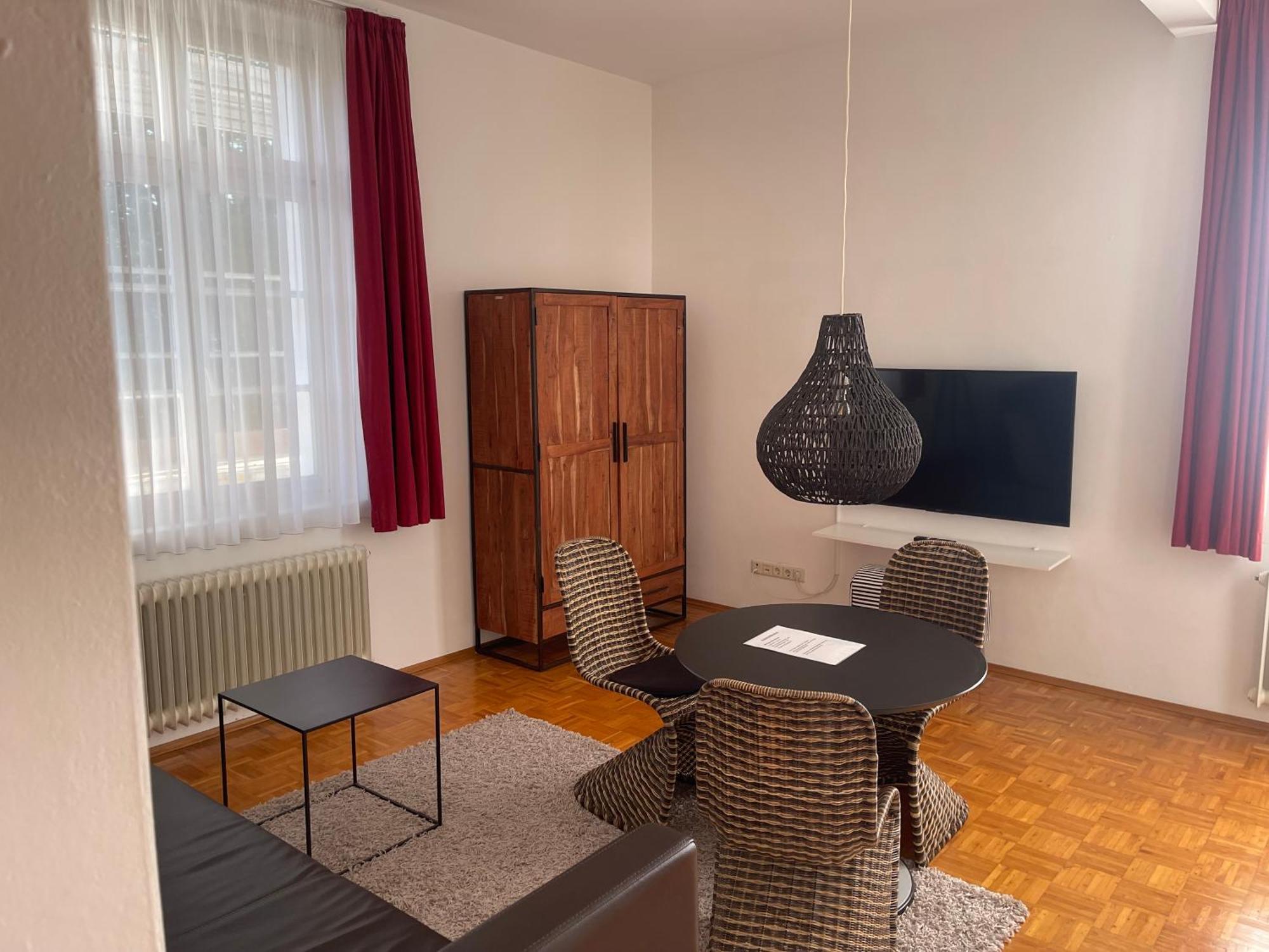Whliving - Apartments & Studios In Констанц Экстерьер фото