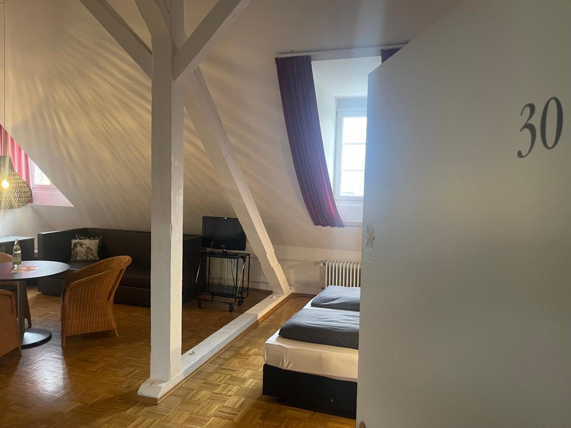 Whliving - Apartments & Studios In Констанц Экстерьер фото