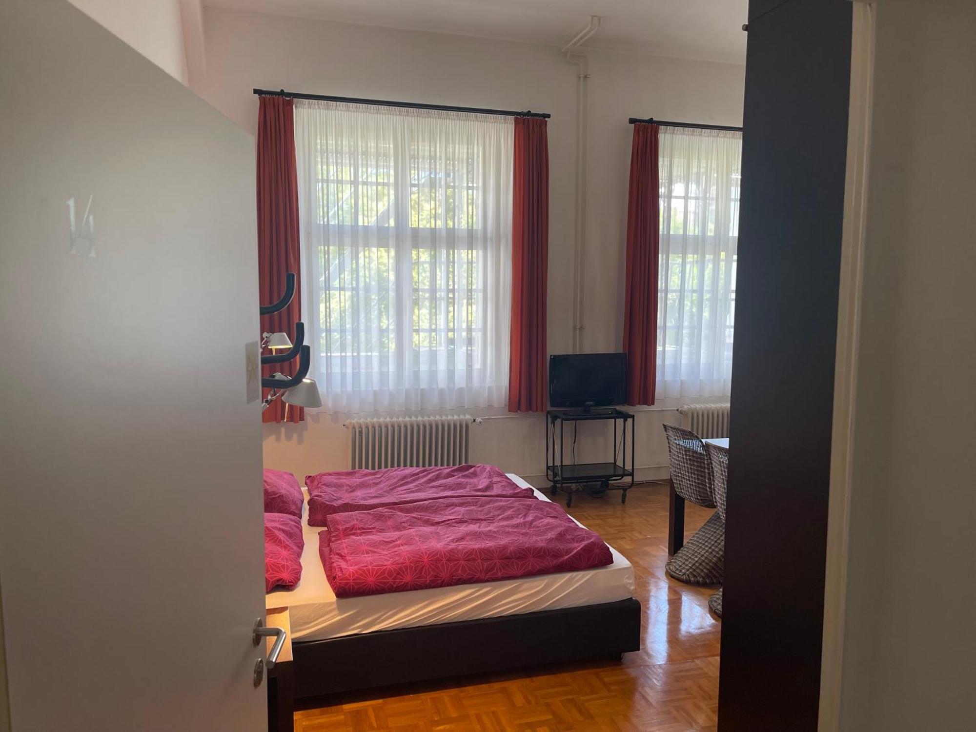 Whliving - Apartments & Studios In Констанц Экстерьер фото