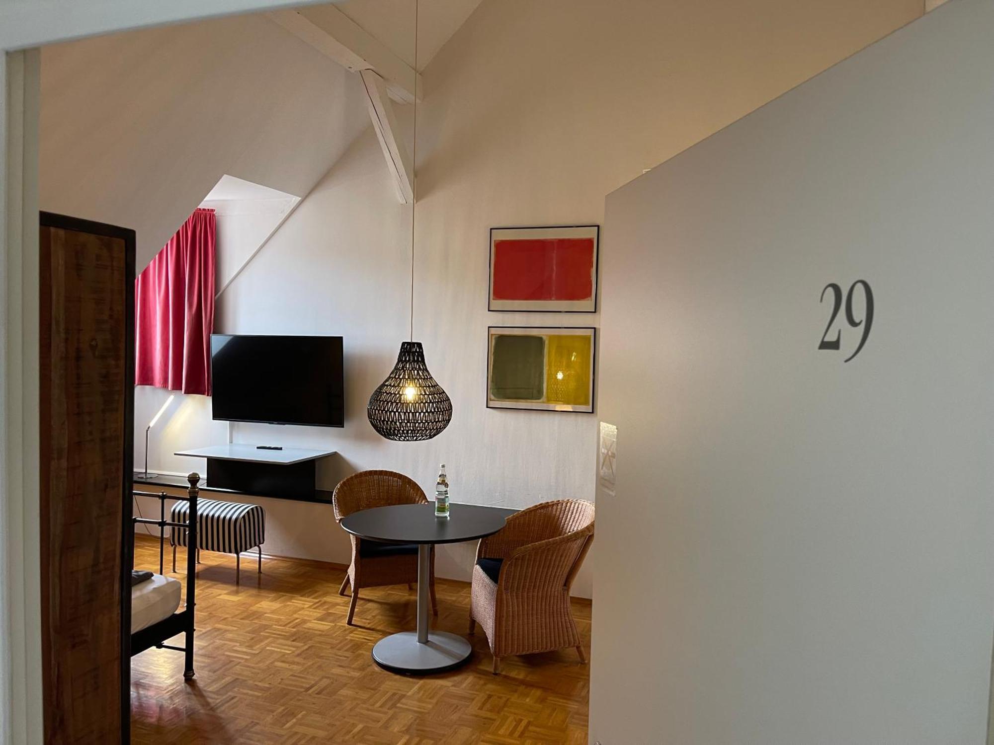 Whliving - Apartments & Studios In Констанц Экстерьер фото